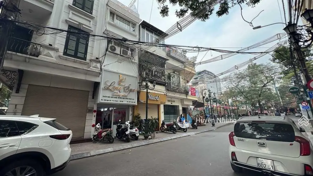 Bán nhà mặt phố Ngũ Xã, cực hiếm, kinh doanh sầm uất, DT 86m2, MT rộng đẹp, chào hơn 40 tỷ (TL)