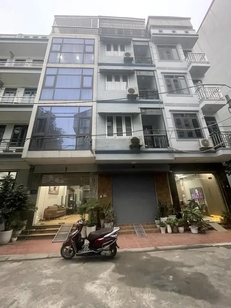 Phân lô quận ủy phố bùi huy bích, hoàng mai, an sinh tiện ích không thiếu gì, an ninh đảm bảo nhất