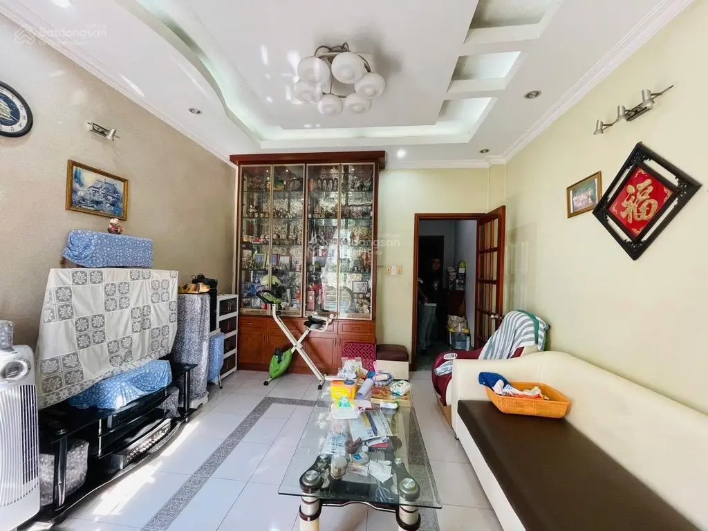 Bán gấp nhà mặt tiền 4 tầng khu phân lô Tạ Quang Bửu