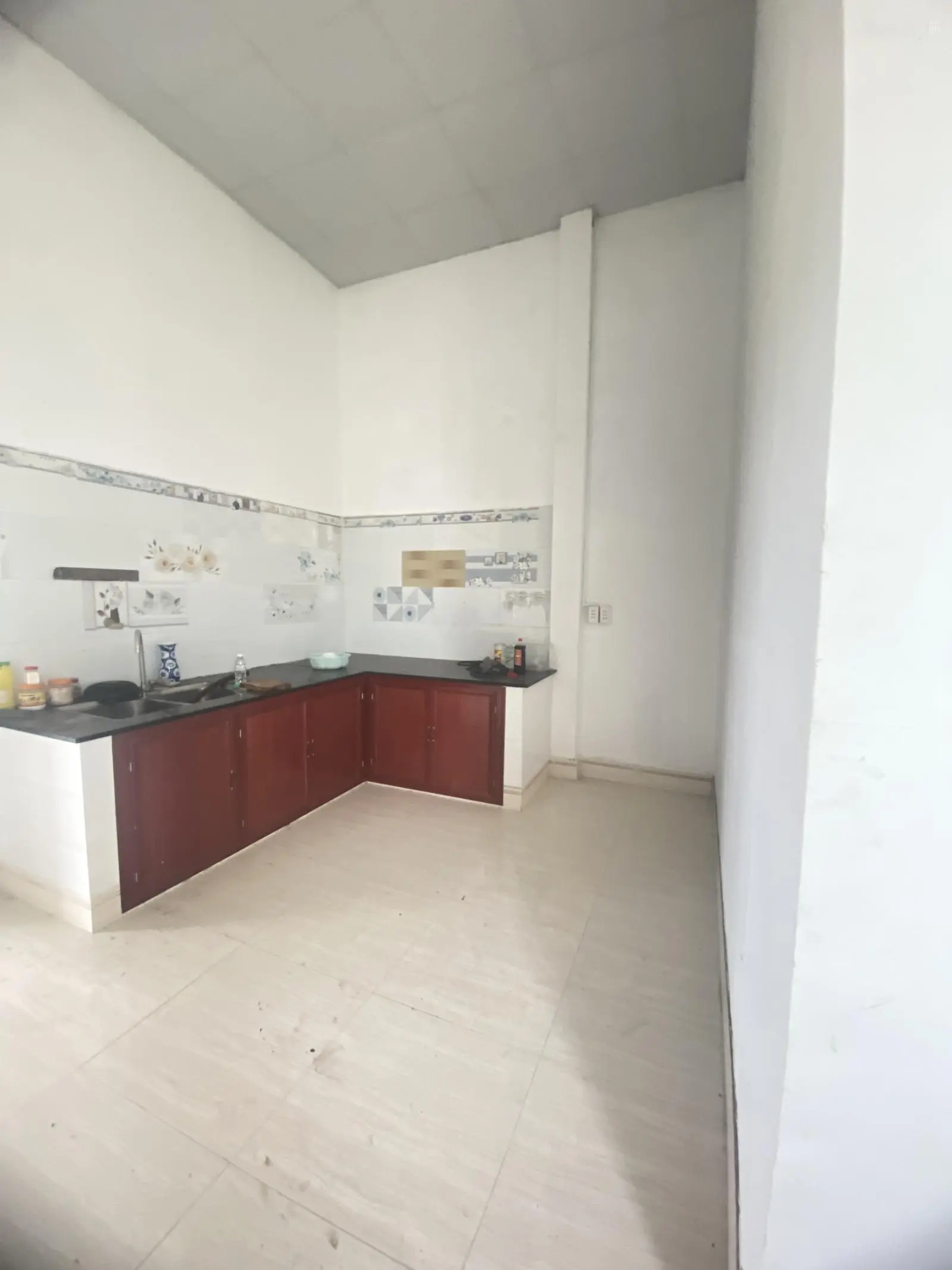 Bán nhà vườn rộng 540m2, chỉ 1tỷ 550tr, giá ưu đãi tại Lục Viên, Đức Lập Hạ, Đức Hòa, Long An