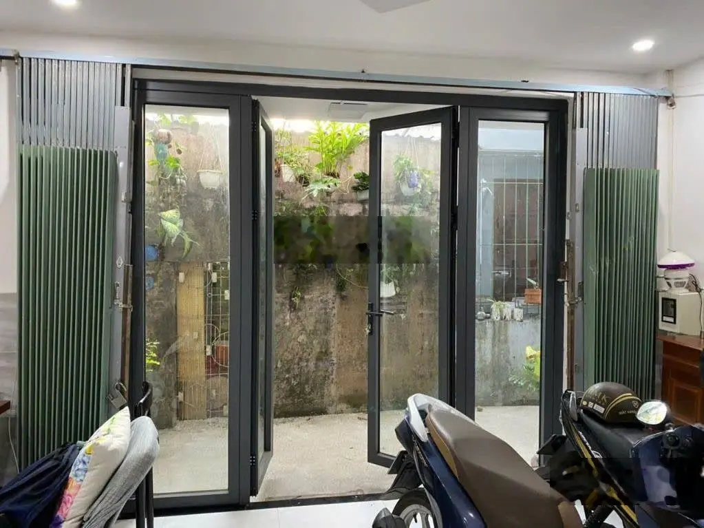 Bán nhà 2 lầu đường số 4, Hiệp Bình Phước - Thủ Đức