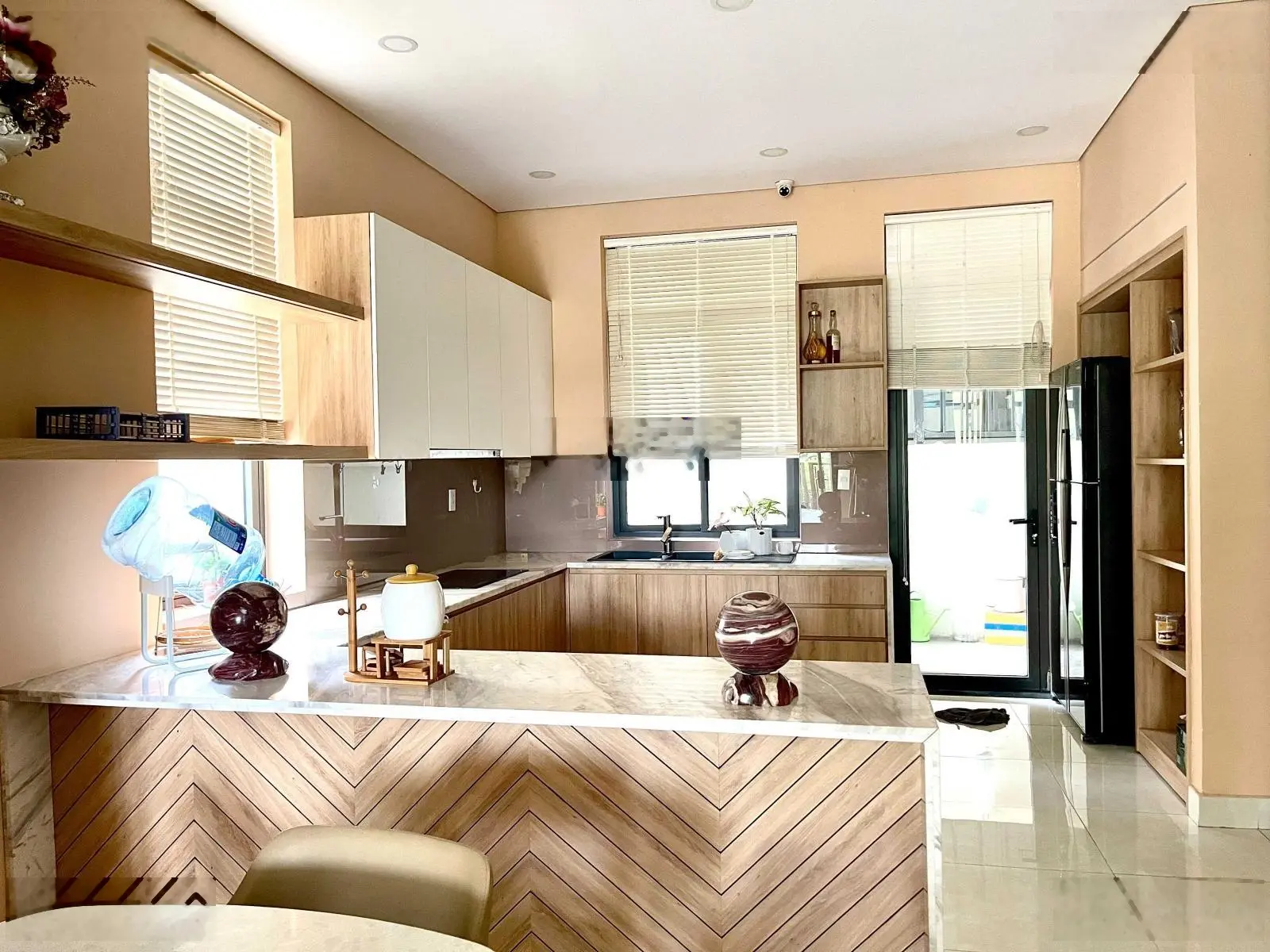 Bán biệt thự sông Lakeview City, 8x20m, 1trệt 2 lầu, full NT, giá 23 tỷ