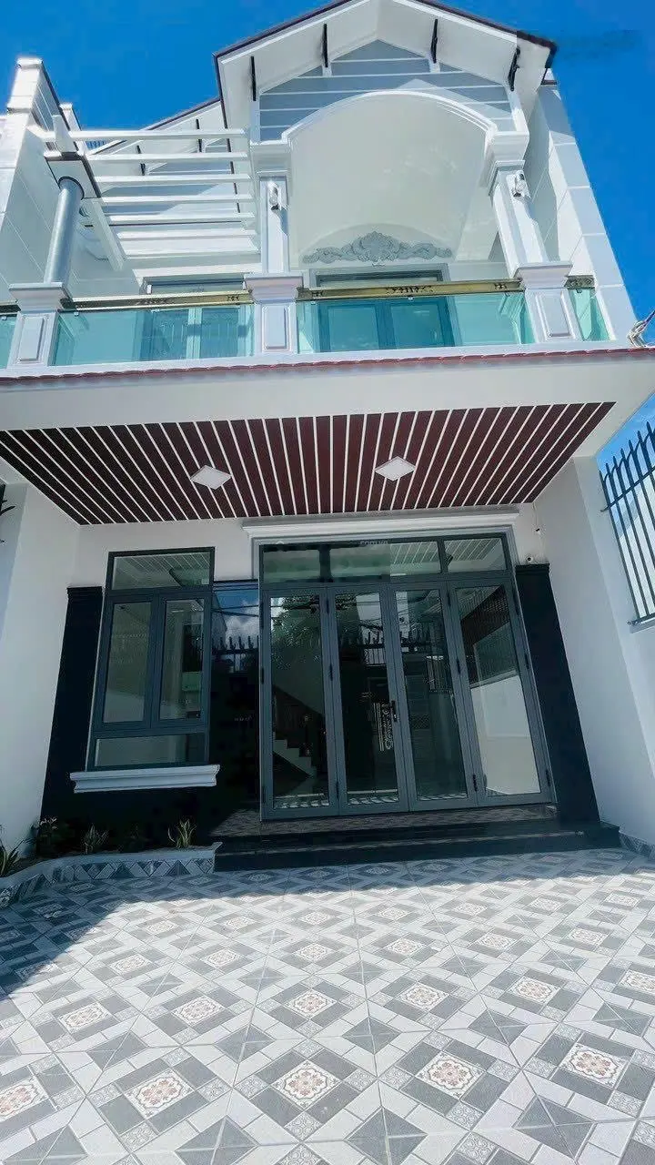 Bán nhà mới 3 tầng tại Vĩnh Ngọc (cạnh khu đô thị Vĩnh Điềm Trung) Nha Trang