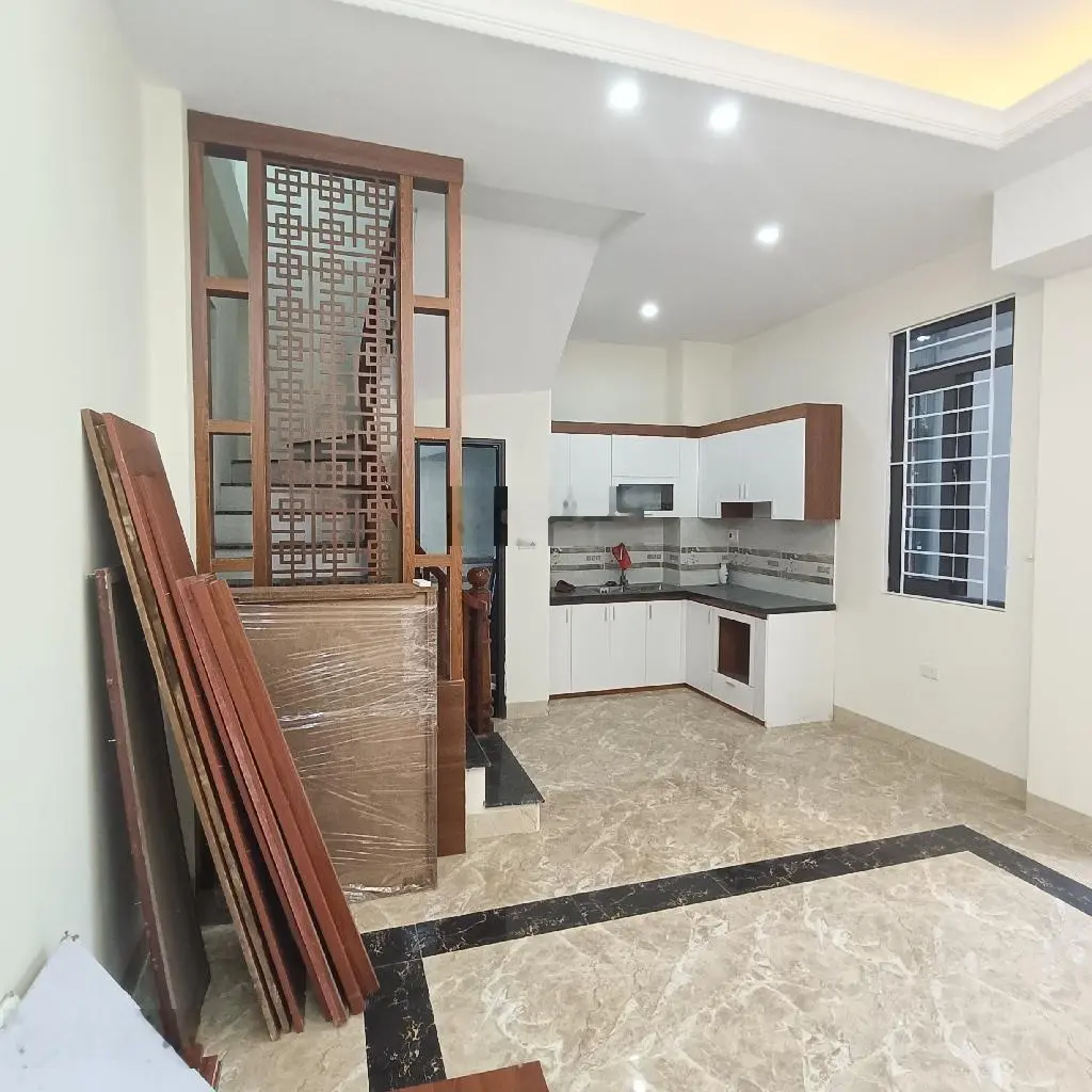 Bán nhà riêng tại đường phúc lợi, giá tốt 4,35 tỷ vnd, diện tích 31 m2 hàng hiếm