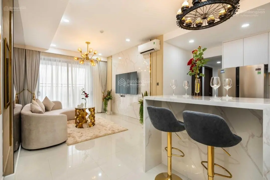Cần bán căn hộ chung cư Summer Square 76m2, 3PN, Q. 6, giá: 2.8 tỷ, LH: 0903 077 ***. Được