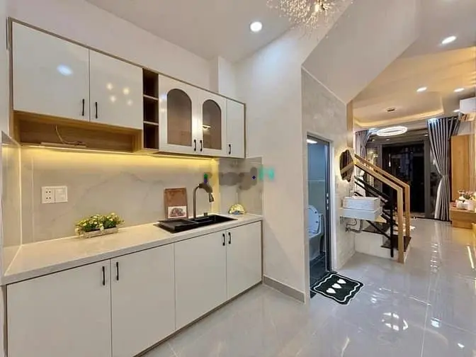 nhà mới đẹp, hẻm ba gác gần MT Nhiêu Tứ P.7 PN 42m2, 3PN, chỉ 5 tỷ65