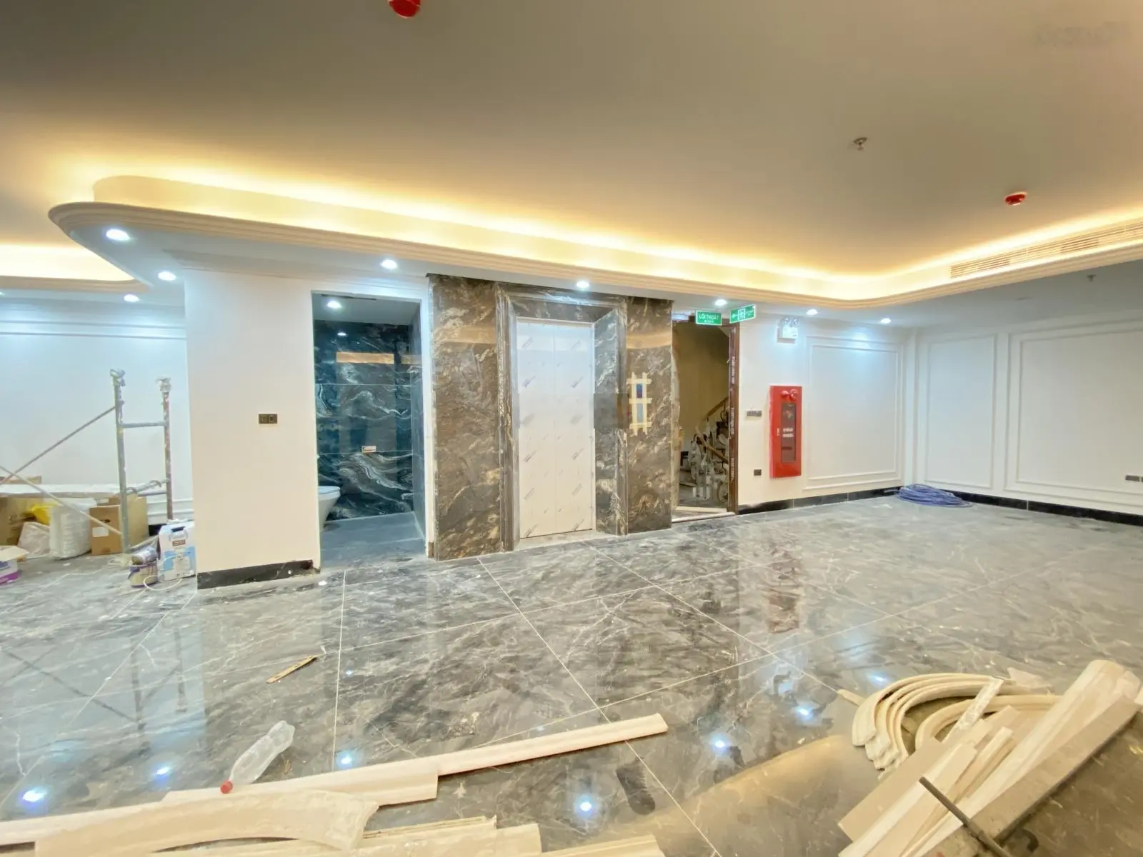 Siêu phẩm: Toà VP đẳng cấp bậc nhất phố Lê Đức Thọ - Mỹ Đình: 8 tầng*105m2, MT 7m, 66 tỷ