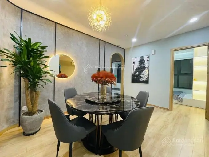 Hot! Bán gấp căn hộ 105m2, 3PN, tòa CT Văn Quán nhà full nội thất, căn góc LH: 0987 459 ***