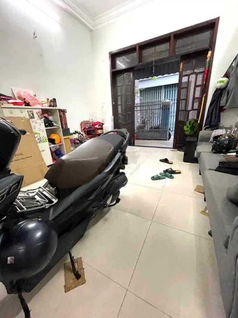 Cách đường nguyễn phước nguyên 1 cái nhà chỉ hơn 2ty
