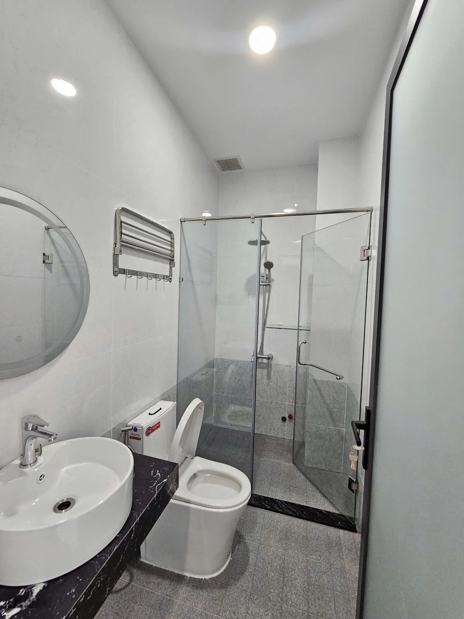 Nhà Phố Rẻ: 3Tỷ950_ Nhà 1 Trệt 2 Lầu Đầy Đủ Nội Thất KDC Gần Ngã Tư Miếu Ông Cù, TP.Thuận An