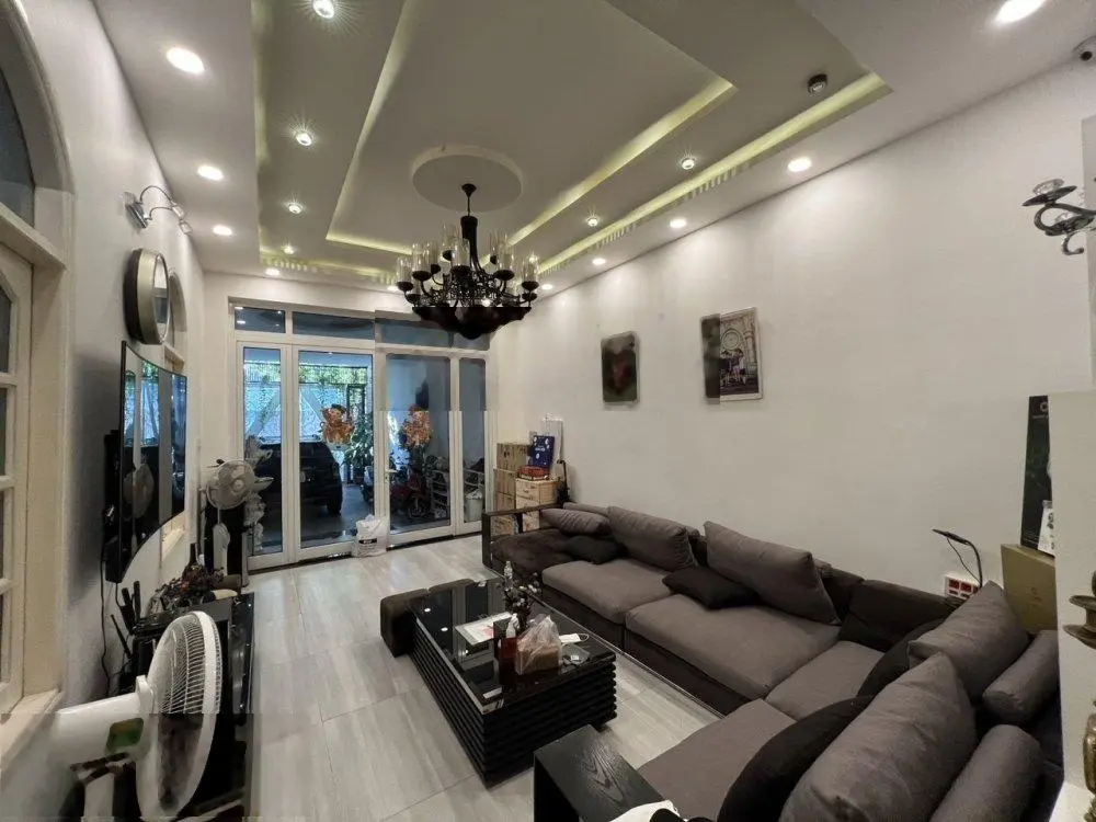 Bán nhà mặt tiền đường Phổ Quang, P2, Tân Bình, DT 5x 25m, 4 tầng. Giá 24.9 tỷ