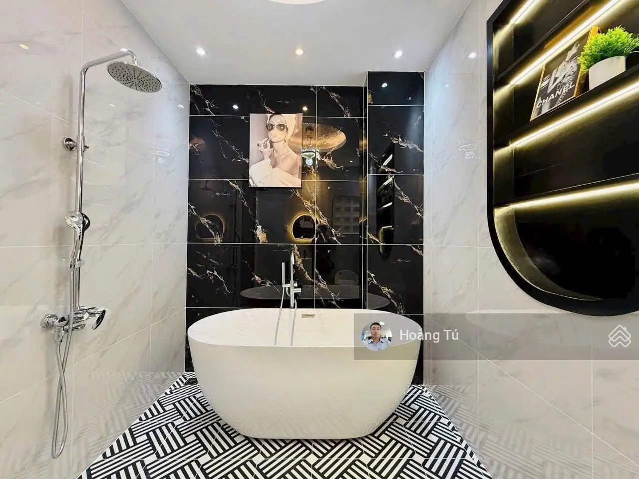 SIÊU HIẾM NHÀ HXH 89 Nguyễn Hồng Đào 3 Lầu HXH Thông Bàu Cát - DT 37m2 - GIÁ CHỈ: 5.5 TỶ CÒN TL