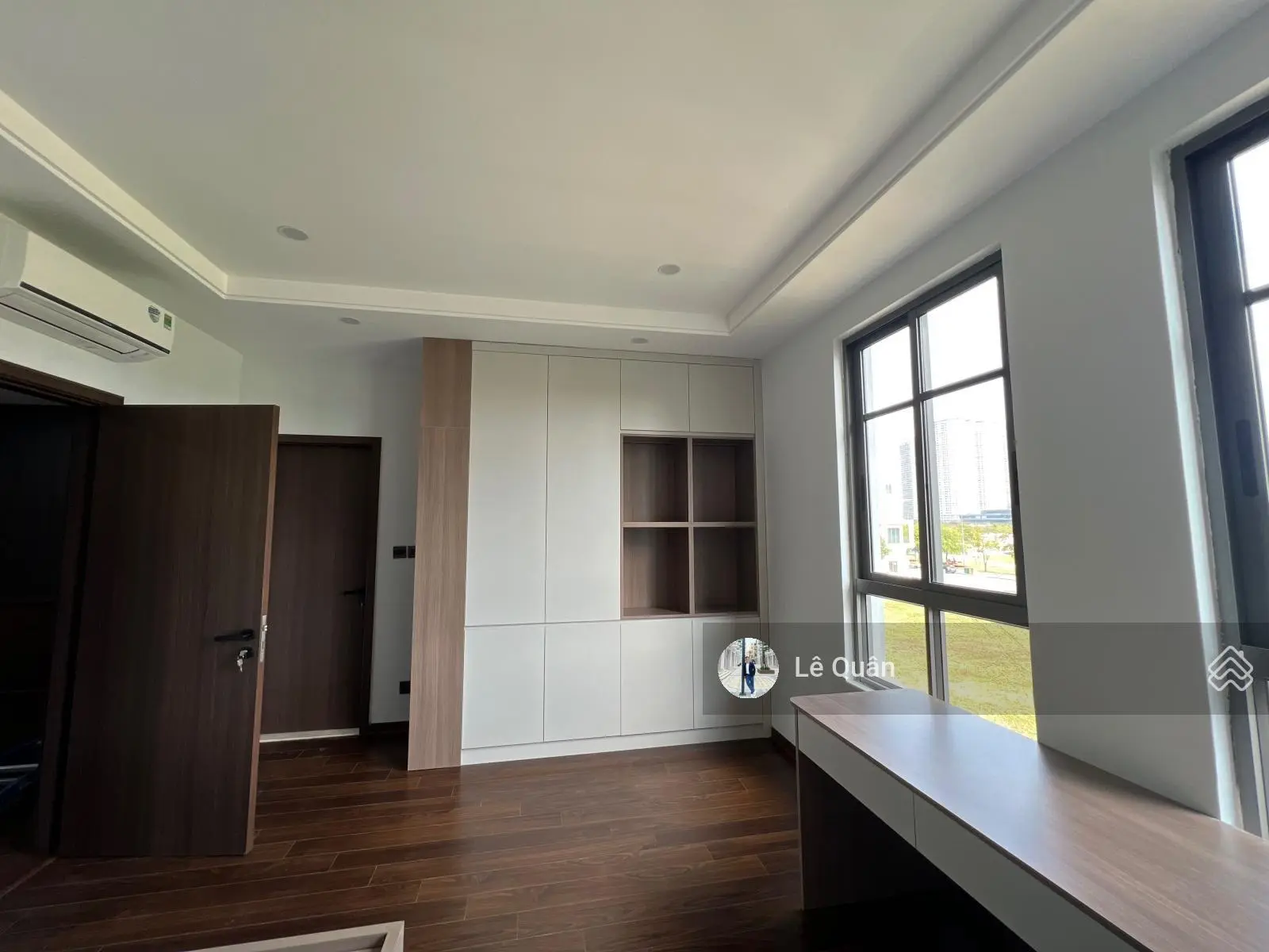Bán gấp hàng hiếm LK 99m2 The Manor Central Park full nội thất cao cấp. Lh: 0986.78.65.68