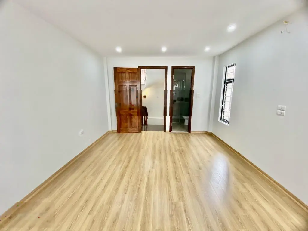 Phú Diễn , 5 tầng , mặt tiền đẹp , duy nhất 1 căn tại Phú Diễn , cơ hội mua căn đầu 4 tai Phú Diễn