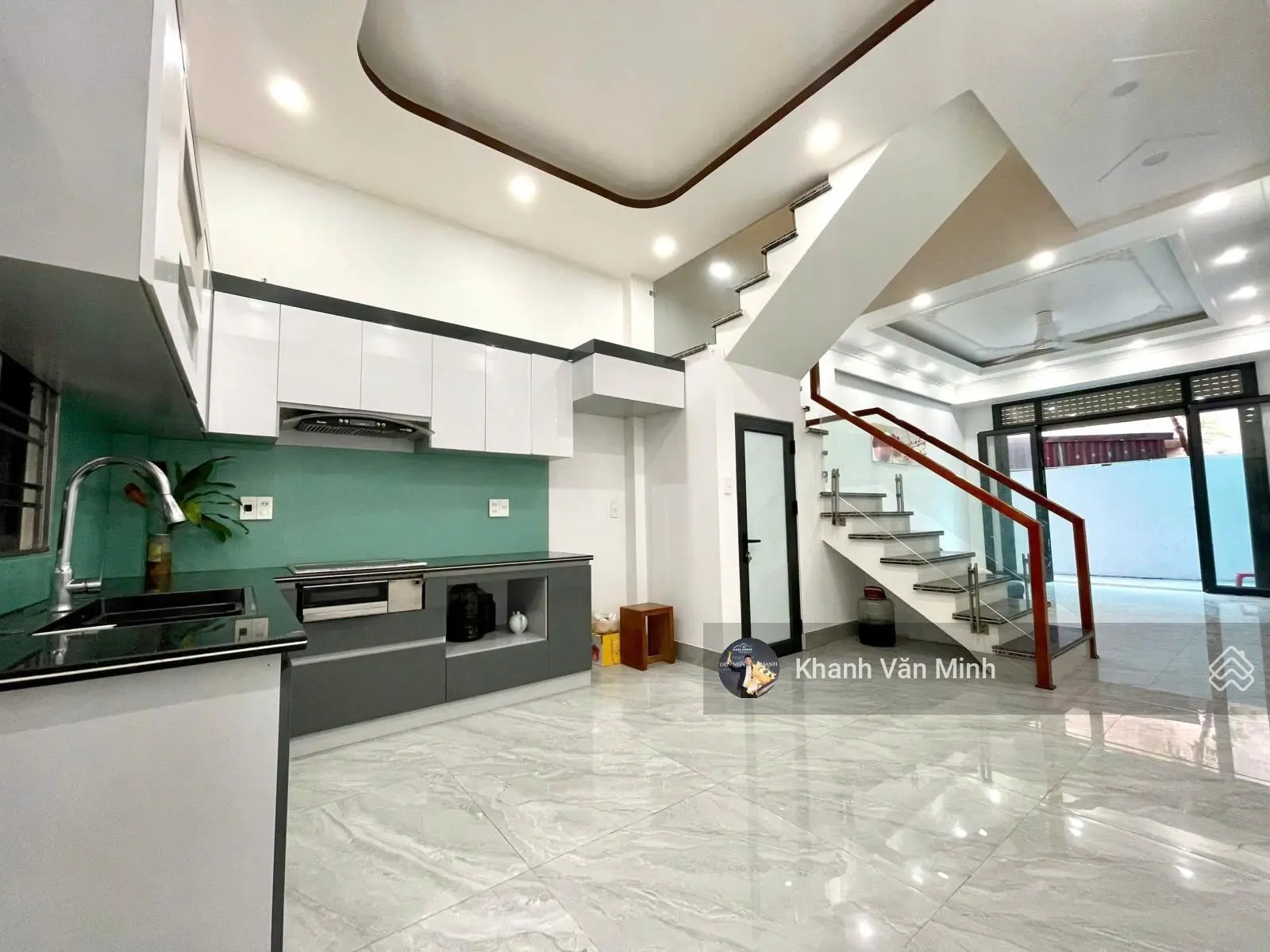 Bán nhà Dân xây 2 năm mới tinh tại Vĩnh Cát, 2,45 tỷ, 45,2m2, 3PN + 3WC, view đẹp, Q.Lê Chân, HP