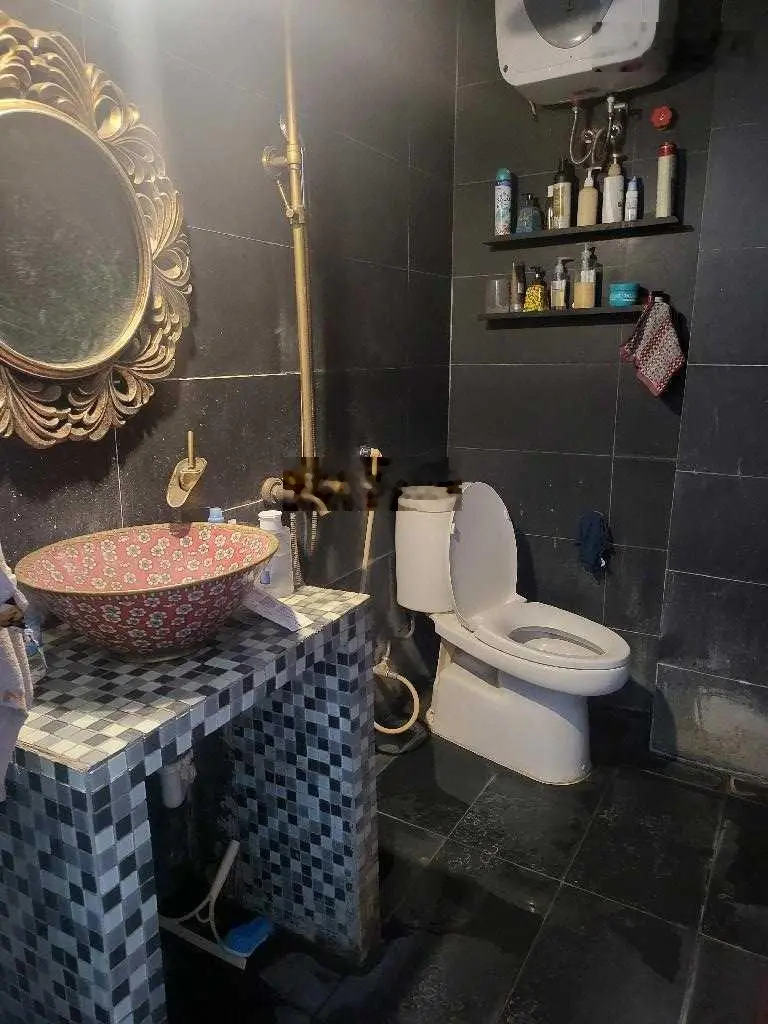 View hồ vườn hồ Long Biên* kinh doanh - nghỉ dưỡng, 3 tầng x 90m2 bề thế, MT 8,2m, ô tô đỗ ngày đêm
