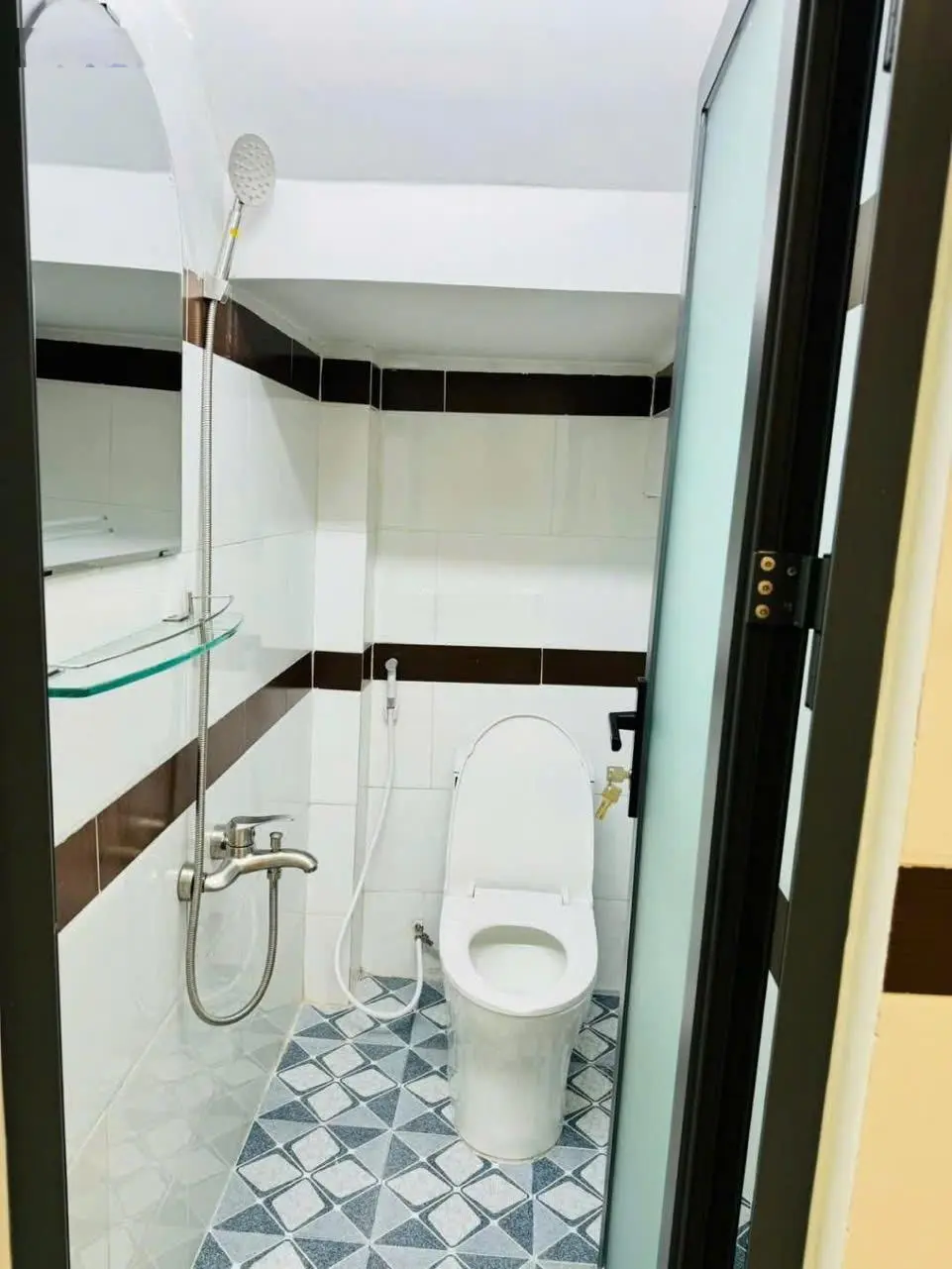 Bán nhà mới hẻm xe hơi 6m thông giá nhỉnh 5.7 tỷ Quang Trung Gò Vấp
