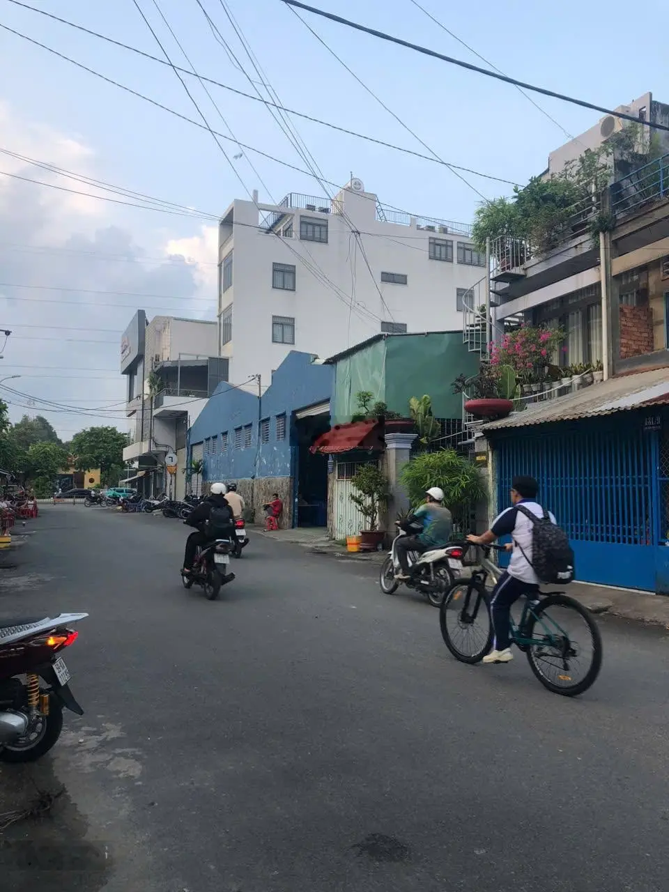 Bán nhà An Lạc Hồ Học Lãm đường 4m 70m2, 4PN hơn 4 tỷ