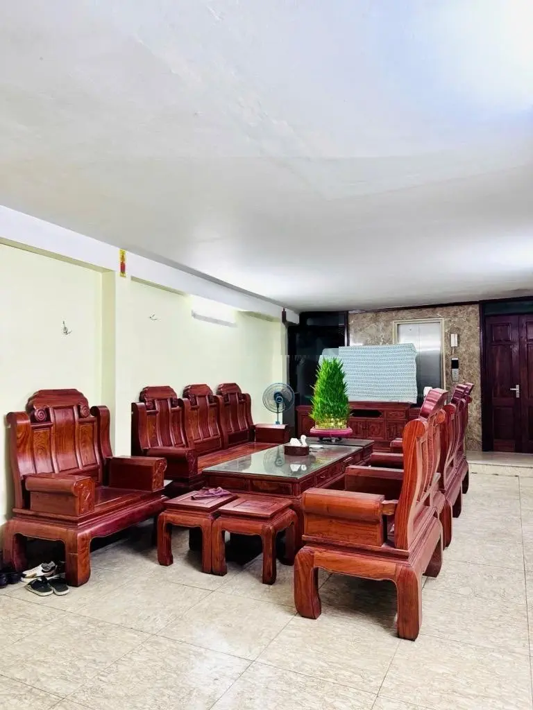 Cần bán gấp nhà đẹp phố ngọc hà 60m thang máy chỉ 14,2 tỷ diện tích: 60m mặt tiền:4,6