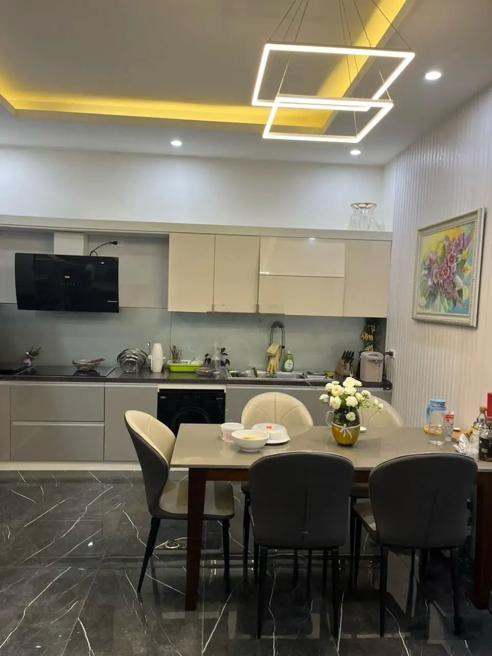 Chủ nhà mót bán căn nhà Nguyễn Trãi 42m2*5T*4m MT - ô tô gần - thoáng sáng - nhà đẹp - hơn 7 tỷ