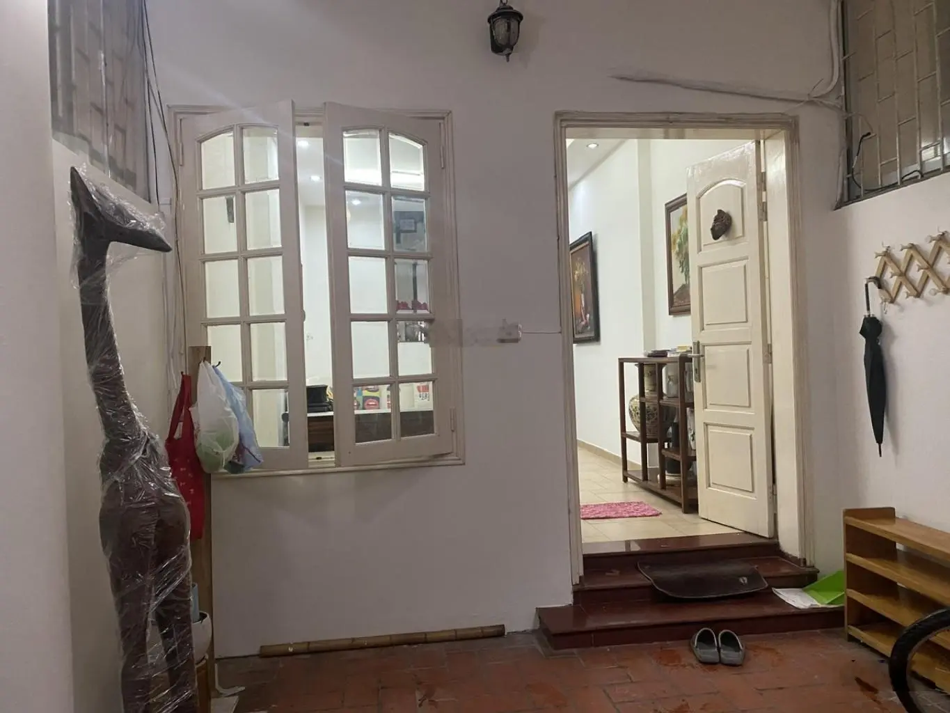 Bán nhà - lạc long quân - tây hồ dt 80m 3 tâng - ngõ thông thoáng - gần phố vị trí siêu đẹp