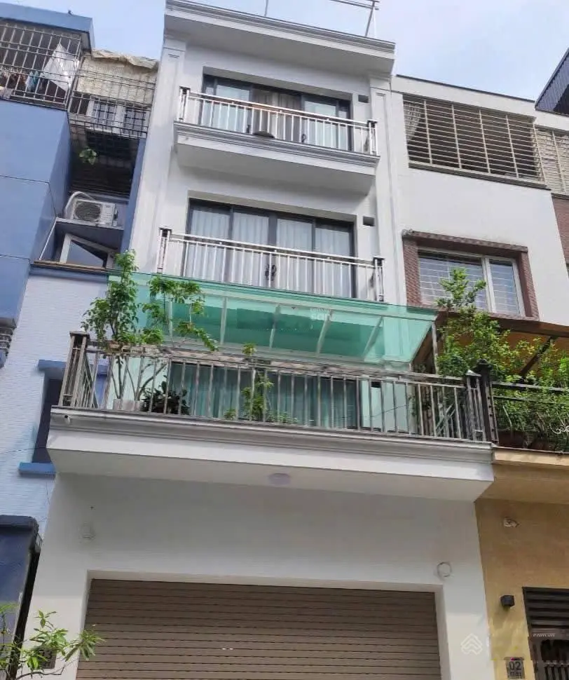 KĐT Văn Phú Nhà 5 tầng thang máy, mặt tiền 5m, giá 18,5 tỷ