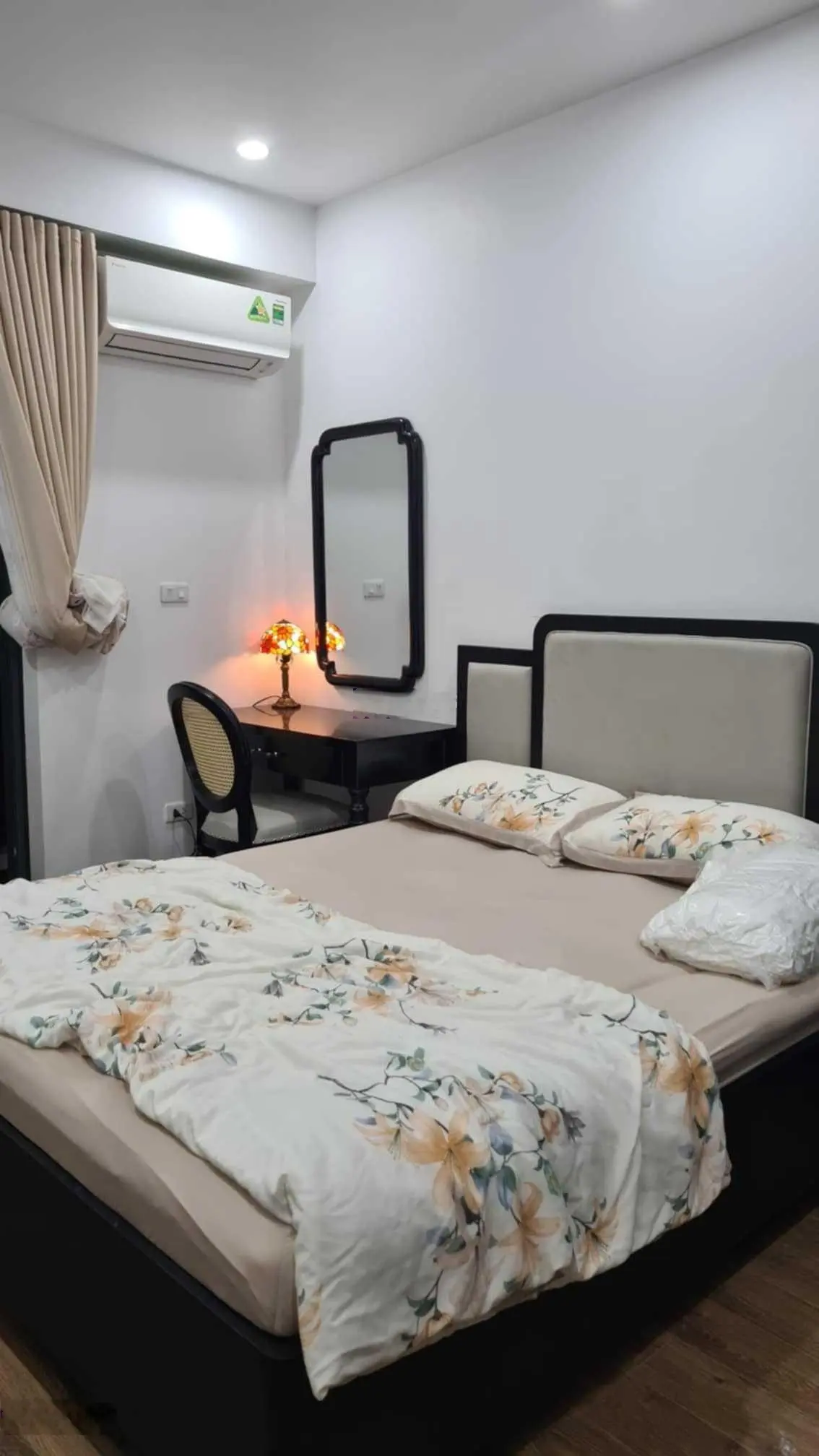 Chính chủ cần bán CH dự án Imperia Garden, 110m2, 3N2W, tầng trung, full nội thất, sổ đỏ. Giá 7,9tỷ