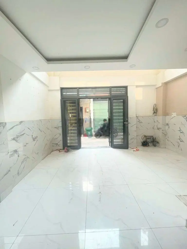 BÁN NHÀ 2 LẦU, ĐÚC KIÊN CỐ, SỔ HỒNG BAO PHÍ, BHHB, BÌNH TÂN
