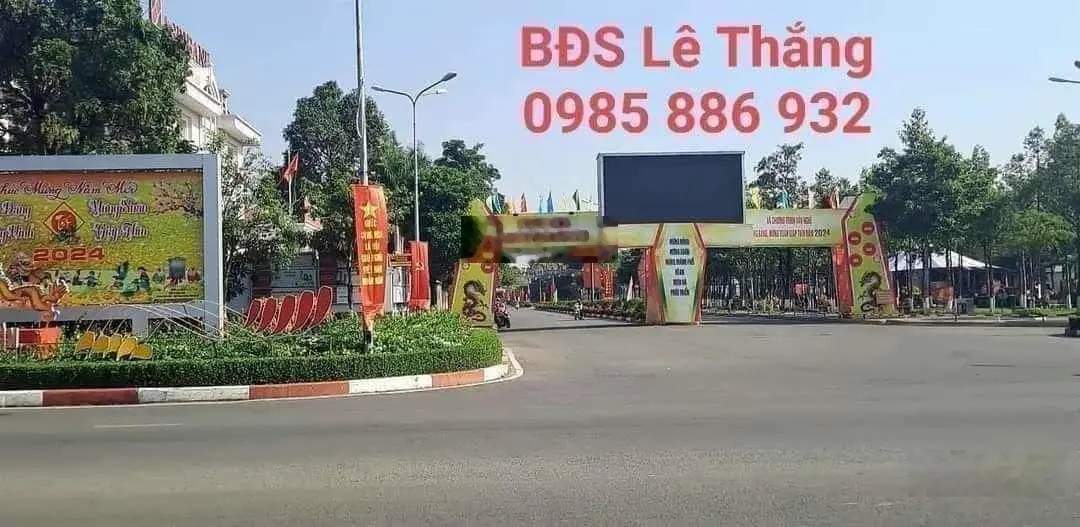 Bán nhanh lô đất vị trí cực đẹp trong trung tâm hành chính Tp Dĩ An, Bình Dương. Giá thơm