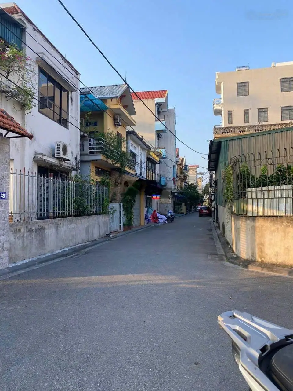 Bán nhà Tổ 1 TT Đông Anh, DT 56m2 nhà 4 tầng đường ô tô tránh, kinh doanh được. LH 0987448688