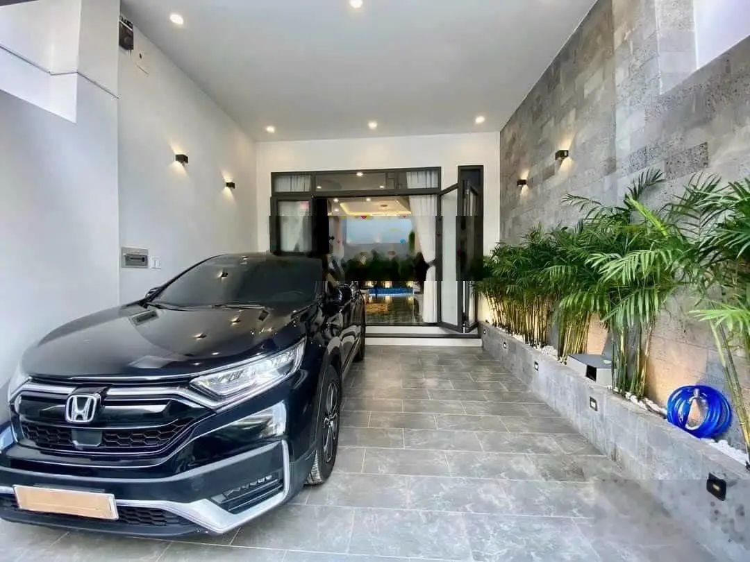 Nhà đẹp hiện đại đường lớn Nguyễn Thị Minh Khai - Bến Nghé - Q1, 66,5m2 cho thuê 38 triệu