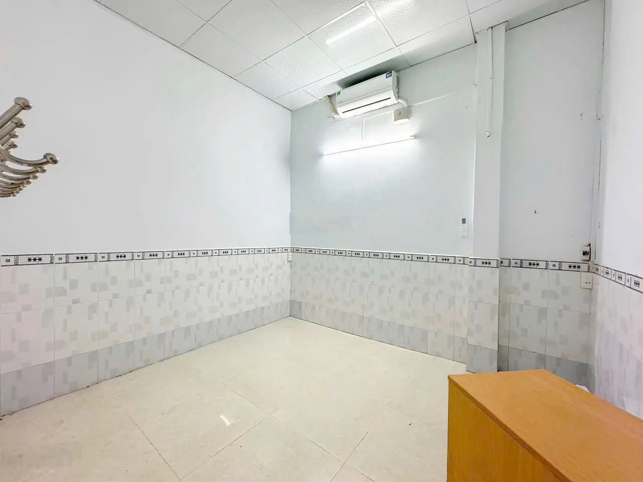 Bán Nhà Q7 Diện Tích khủng 117m2 Ngang 4m x 25,2m nở hậu 4,4m Nhỉnh 4 Tỷ, Huỳnh Tấn Phát.