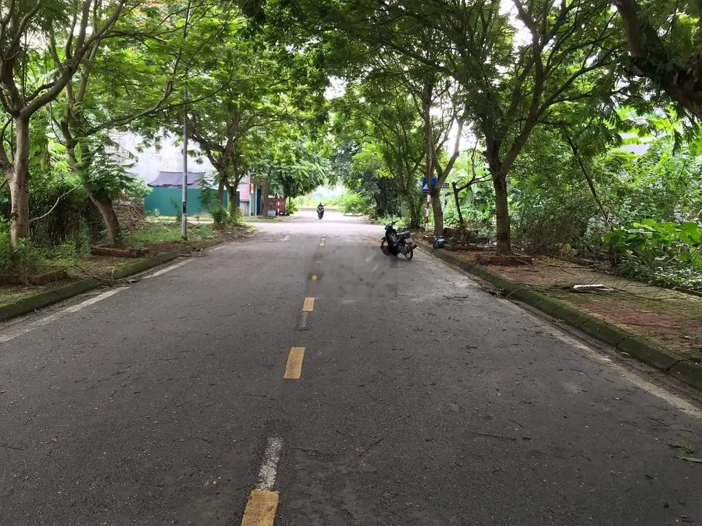 Cần bán 69,75m2 đất mặt đường Ngô Sỹ Liên kđt Vạn Lộc chỉ 3,05 tỷ