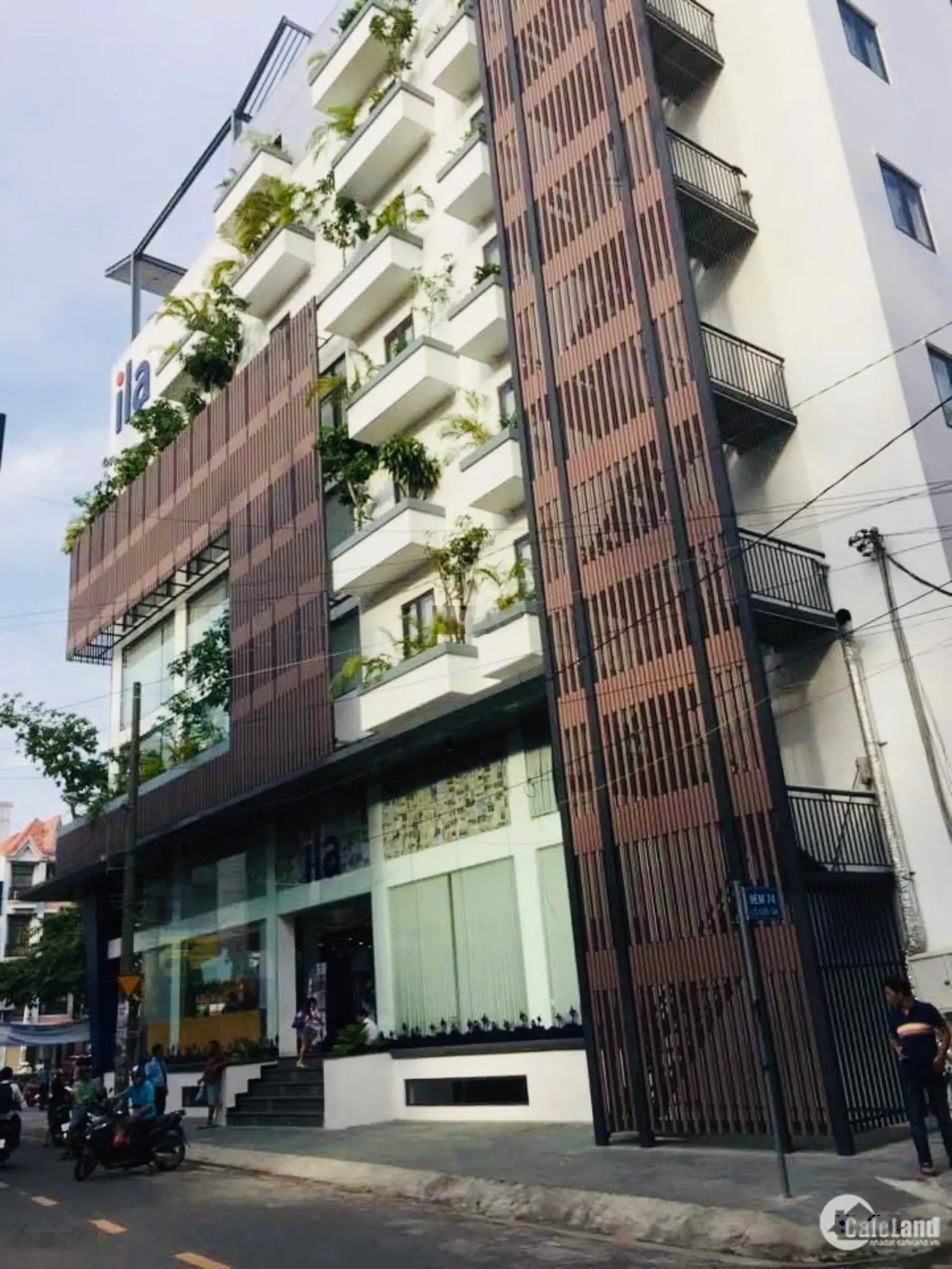 (Hot)Ngộp bank - bán tòa building mặt tiền Lam Sơn, 8 x 25m, hầm + 7T, HĐT 130 tr/tháng - giá 32 tỷ