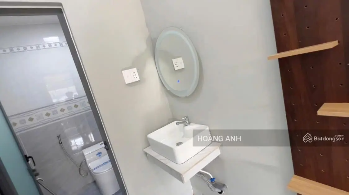 Cần bán căn nhà 1 trệt 1 lầu trung tâm thị xã trảng bàng giá 1 tỷ 525 shr