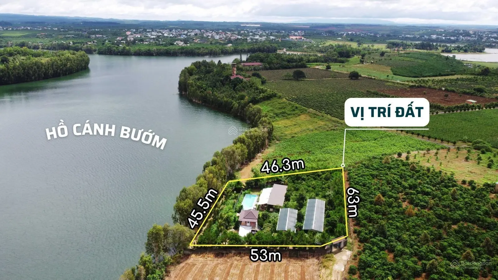 Đất đẹp hồ Cánh Bướm, có sẵn nhà vườn, bể bơi, cafe, camping, DT 2596.2m2 tiếp giáp mặt hồ 45m