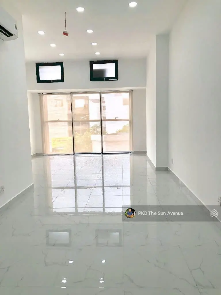 Bán nhanh căn OT 50m2 The Sun Avenue - Nội thất cơ bản - Tháp trung tâm, tầng thấp view hướng mát