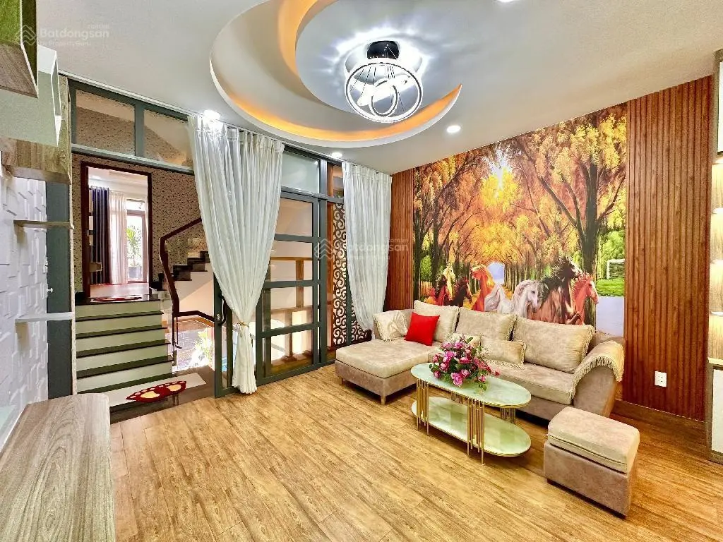 Nhà Tân Bình 4 tầng 5 pn đẹp long lanh, xe hơi ngủ trong nhà, nội thất cao cấp