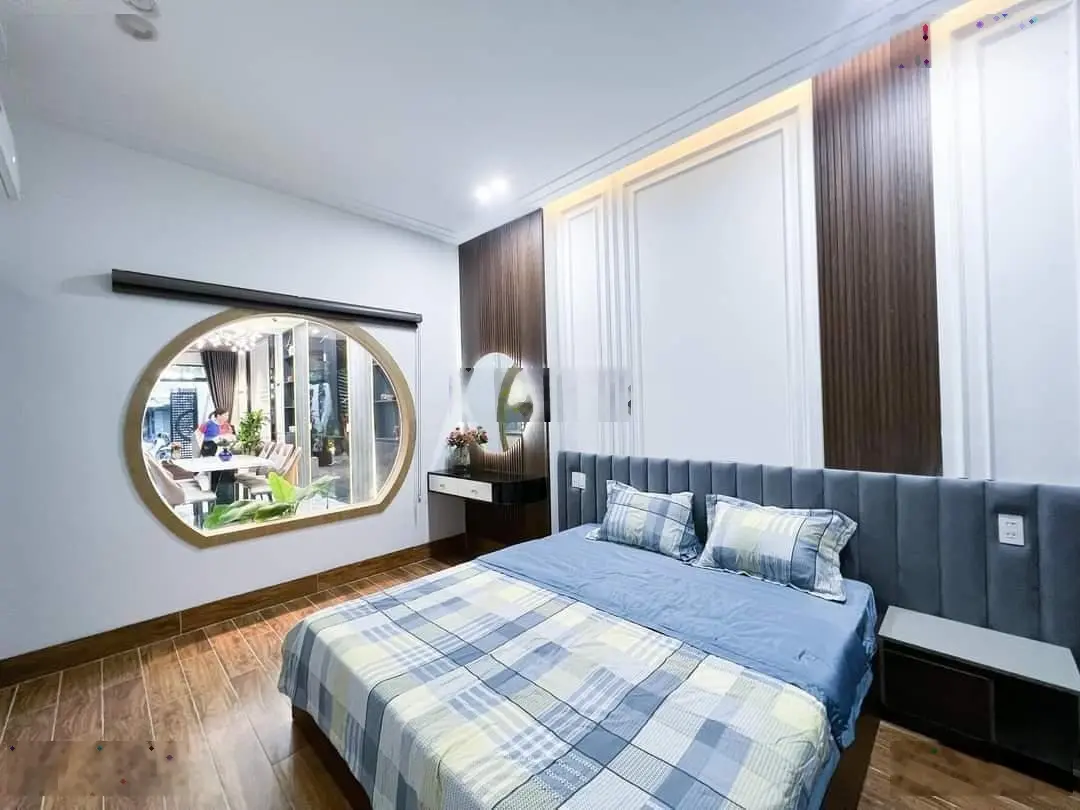 QUÁ RẺ! 3Tỷ580 sở hữu nhà diện tích lớn 87m2 ngay Hoa Lan, P.7, Phú Nhuận. Thuê 28tr. Sổ hông riêng