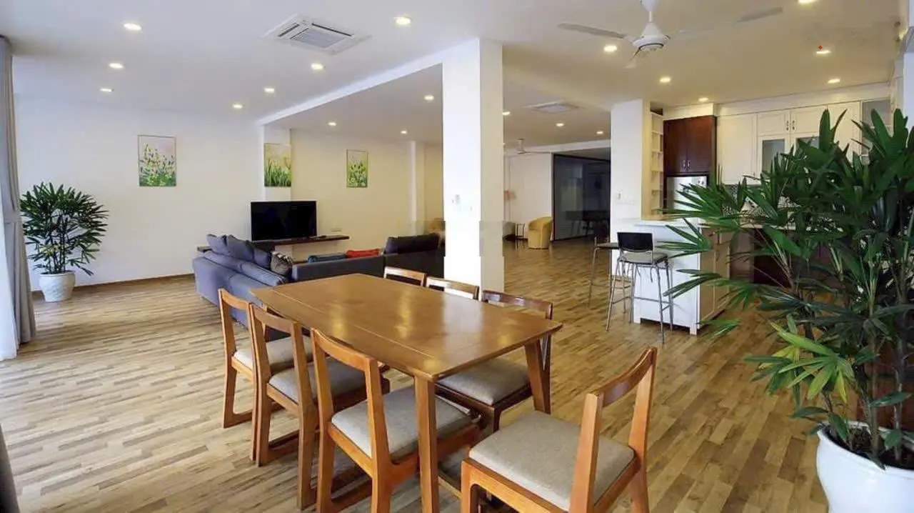 Bán nhà mặt phố Tô Ngọc Vân 340m2, MT 9m, 11 tầng. Thiết kế căn hộ, đang cho thuê 268,18 tr/th