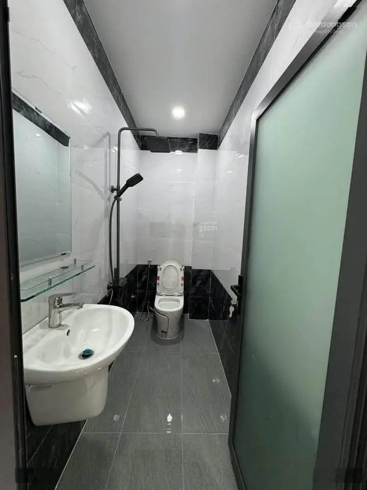 Nhà đẹp thuận tiện kinh doanh tốt 4x17=68m2 Tây Lân, Bình Tân cách Quốc Lộ 1A 400m, sổ sẵn