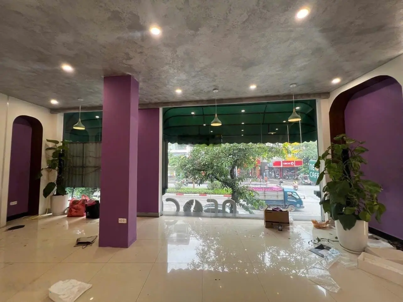 Bán nhà phố Đào Tấn - Ba Đình, DT 110m2, MT 6m, cho thuê doanh thu 120tr/th, vỉa hè 4m, ô tô đậu đỗ