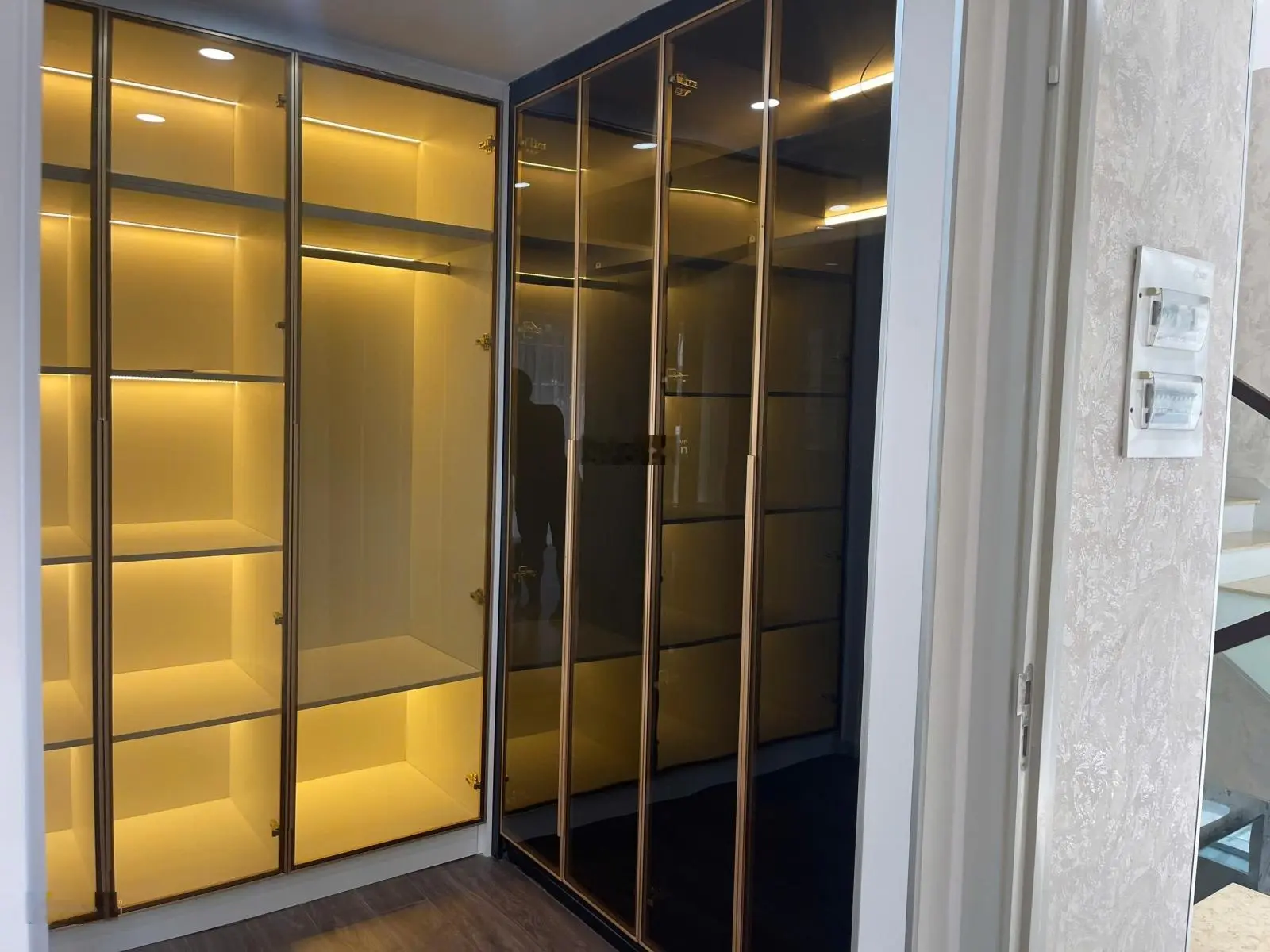 Bán biệt thự compound Trần Não - Quận 2. DT 200m2, trệt 2 lầu, HĐT 70tr/th giá 41 tỷ.