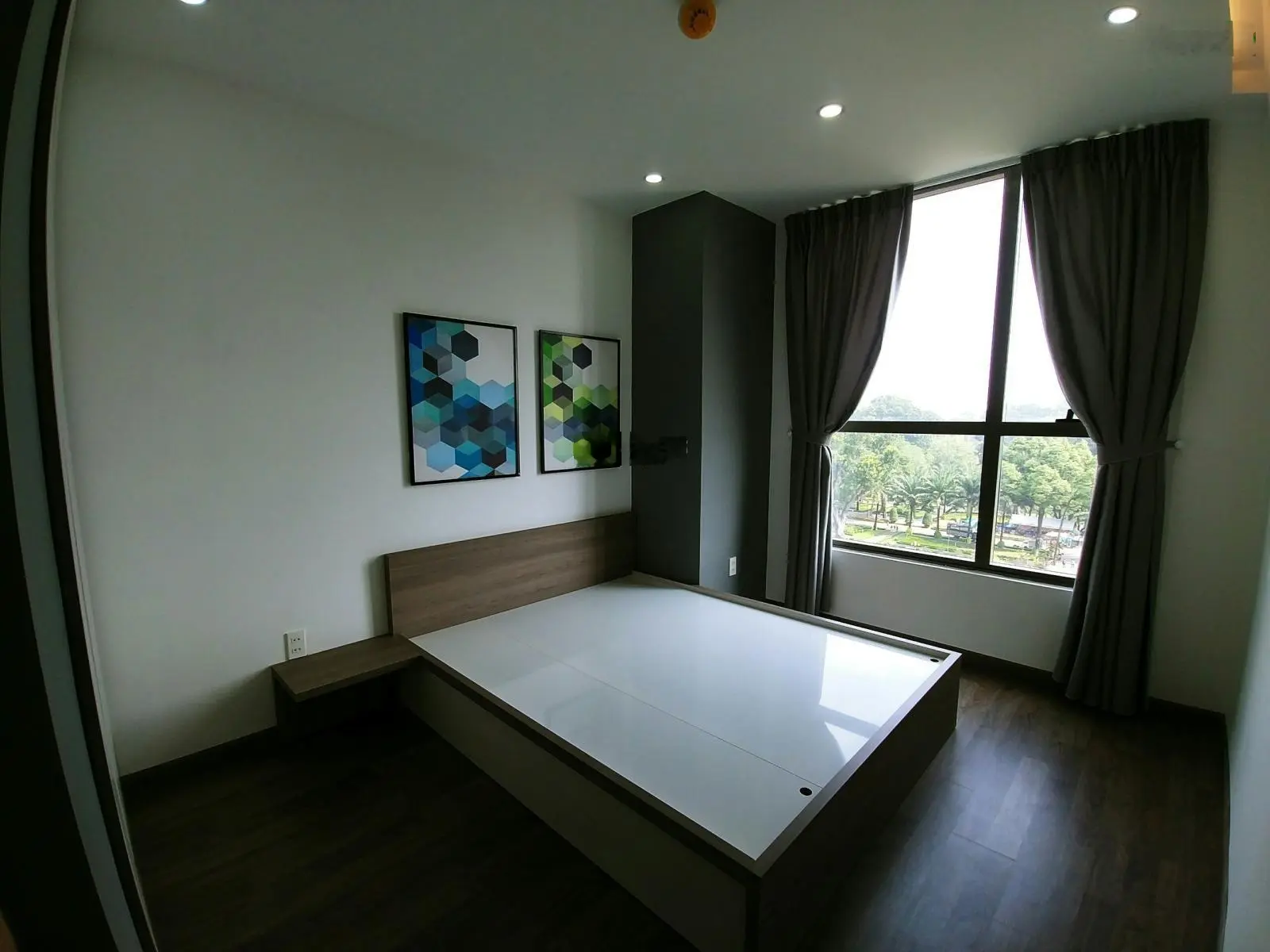 [ BÁN HOẶC CHO THUÊ ] căn DT 86m2, Garden Gate view công viên Gia Định 5,9 tỷ , thiết kế 2PN 2WC