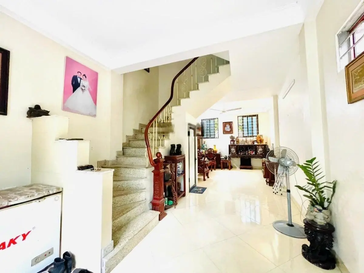 Ô tô kinh doanh! Nguyễn Lương Bằng 40m2 3 tầng