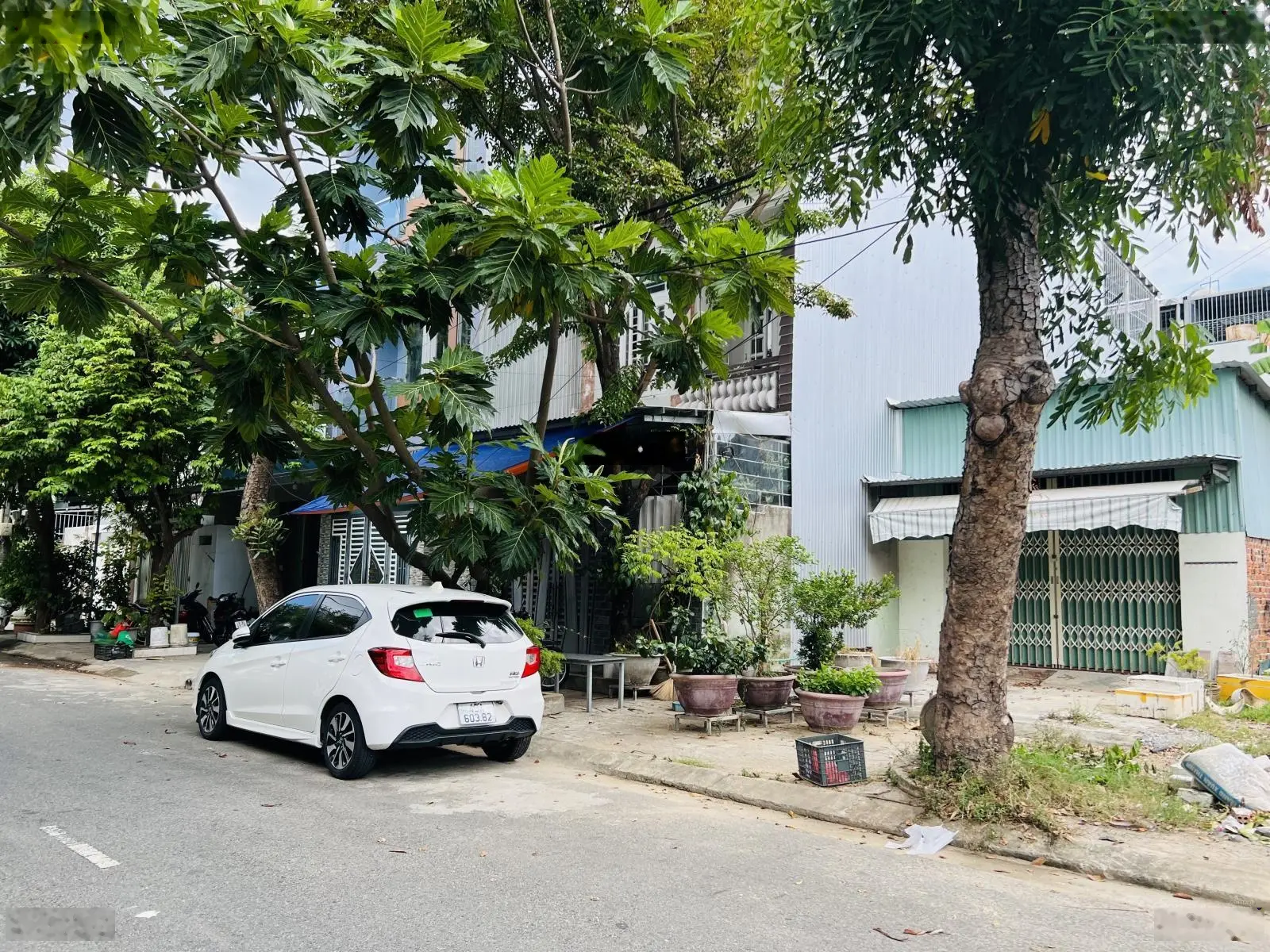 Cực hiếm lô đất cặp Nam Việt Á 10x20m - Vị trí đắc địa sát Bùi Tá Hán gần sông Hàn KDC toàn nhà đẹp