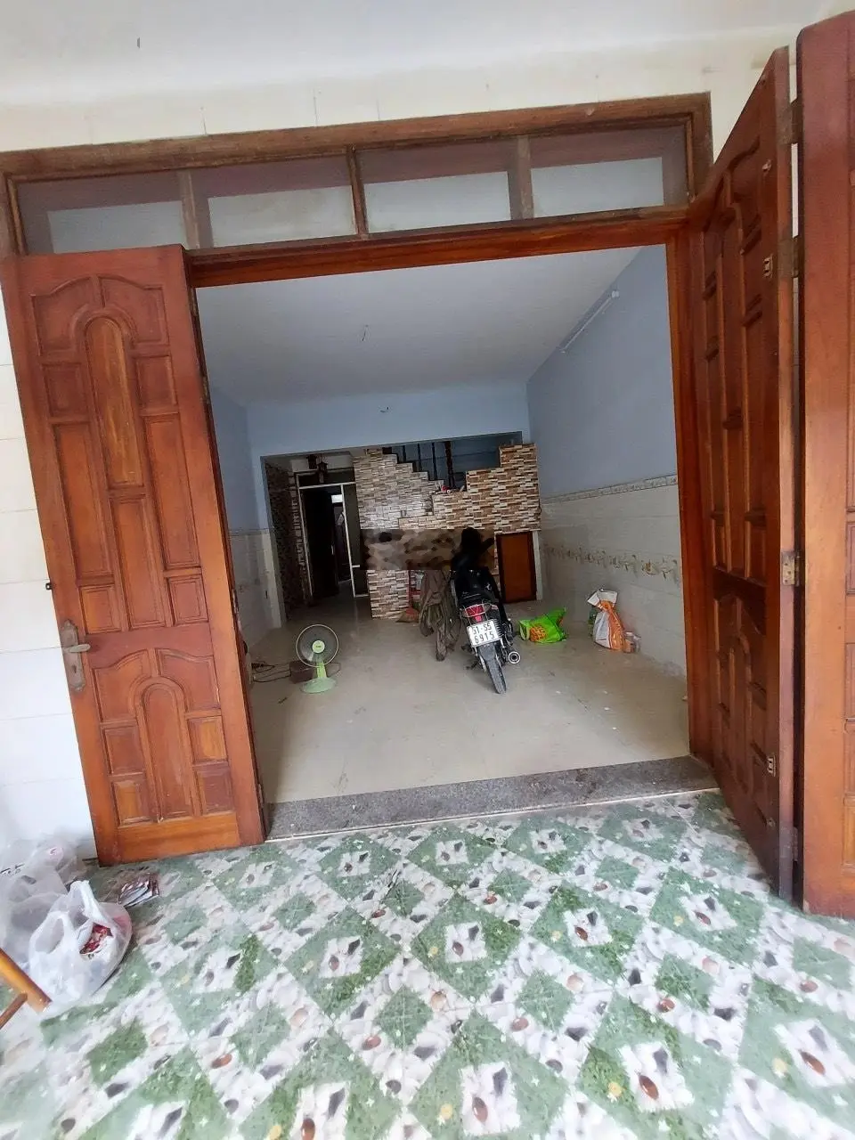 Bán gấp nhà 3 lầu mặt tiền kinh doanh đường số 4 Hiệp Bình Phước - Thủ Đức