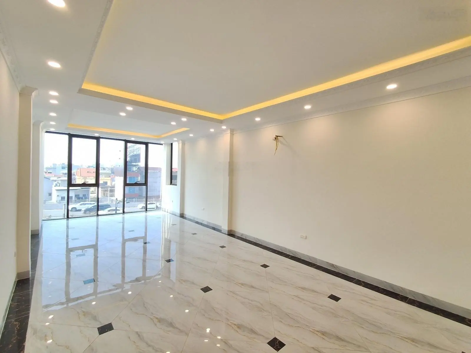 Bán Nhà 7 Thang Máy Vị Trí Đắc Địa 46m2 Nhỉnh 9 Tỷ Sát Aeon Cổ Linh Đàm Quang Trung Phố Trạm