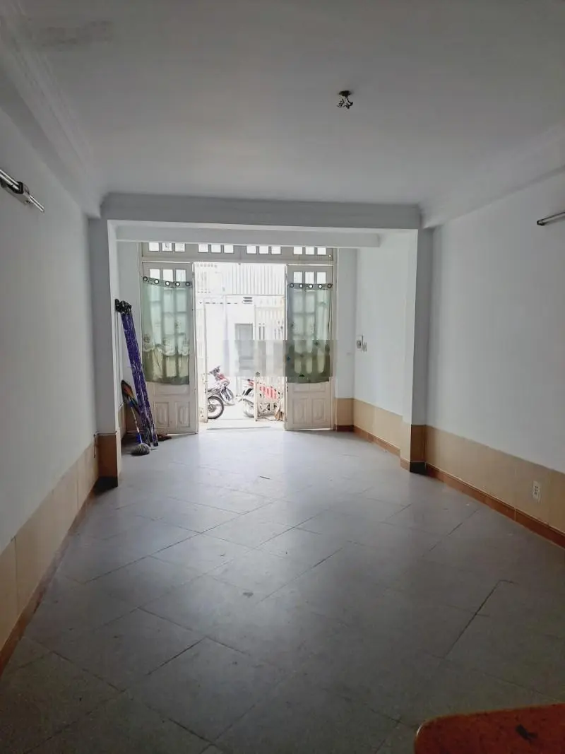 Bán nhà Tân Bình oto vào nhà CHDV 70m2 5 tầng ngang 4m 11 PN hẻm 6m trường sơn 9.5 tỷ