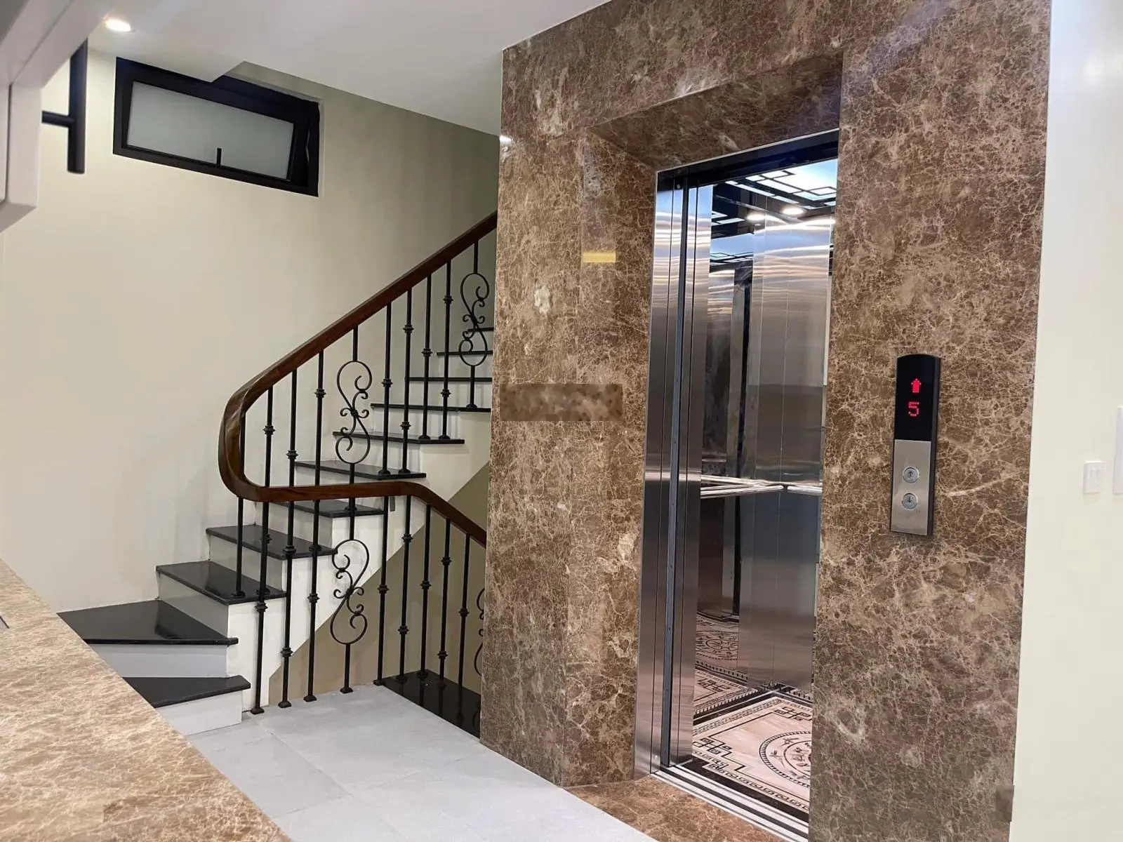 Nhà Giáp Ngoại Giao Đoàn, Xuân La 45m2, 6 Tầng Thang Máy, Lô Góc Ô Tô Tránh, Kinh Doanh. Nhỉnh 12Tỷ